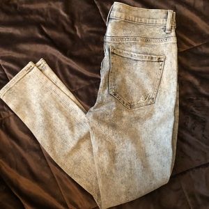Grey Acid Wash High Rise Ankle Jeggings